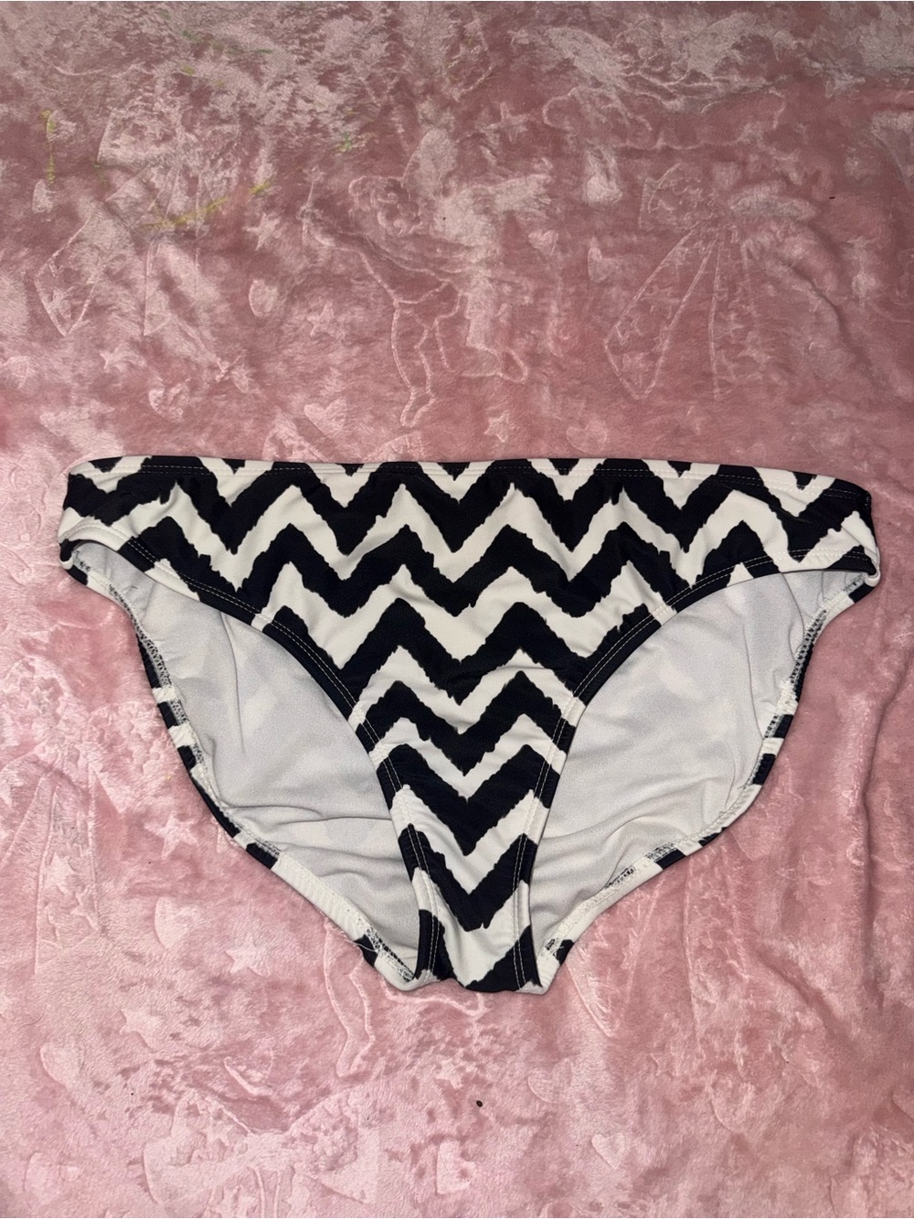 Black & White Chevron Bikini Bottom - Women's Swim